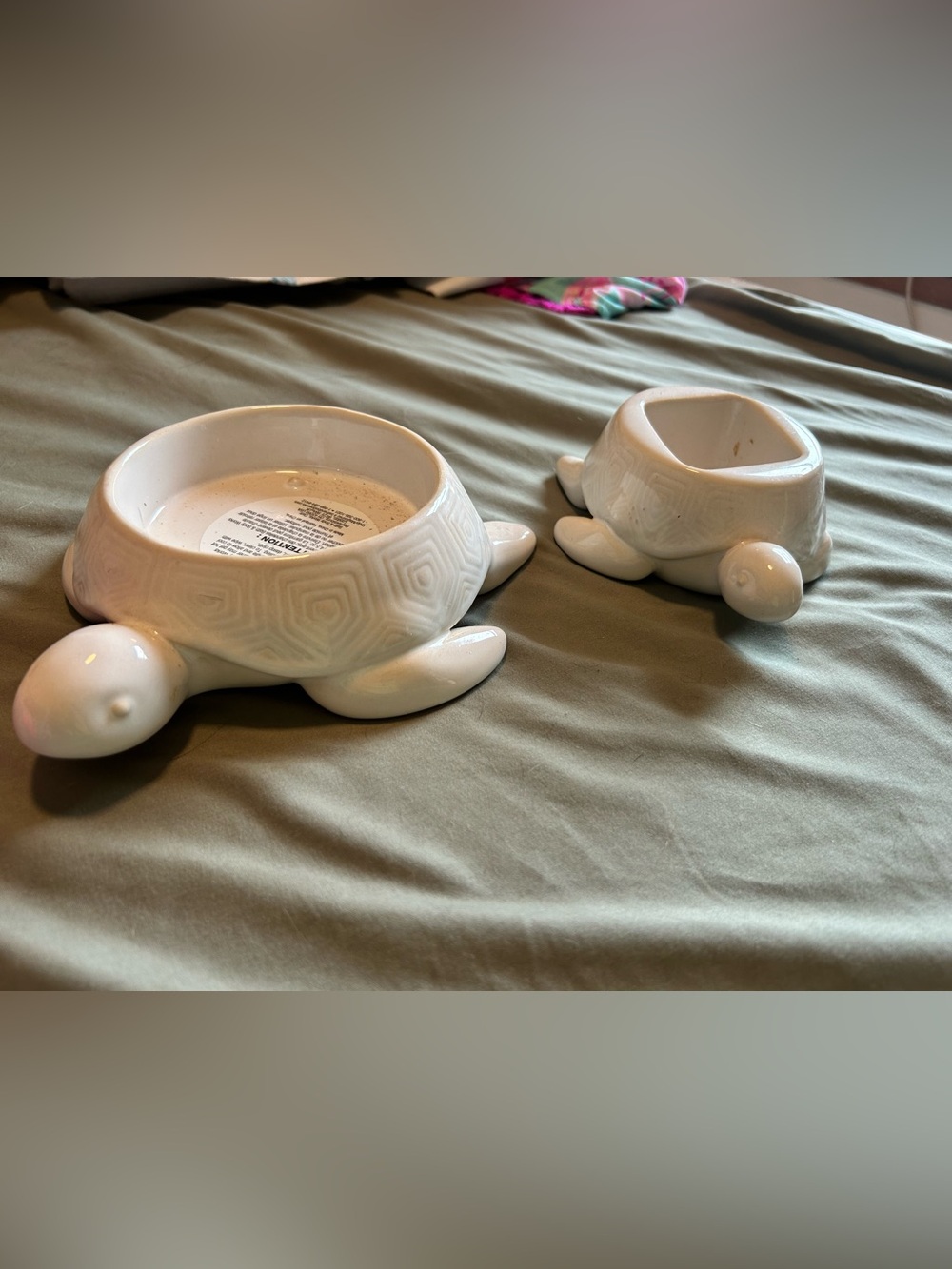 Bath & body works ceramic turtle candle and soap holder - Picture 1 of 7